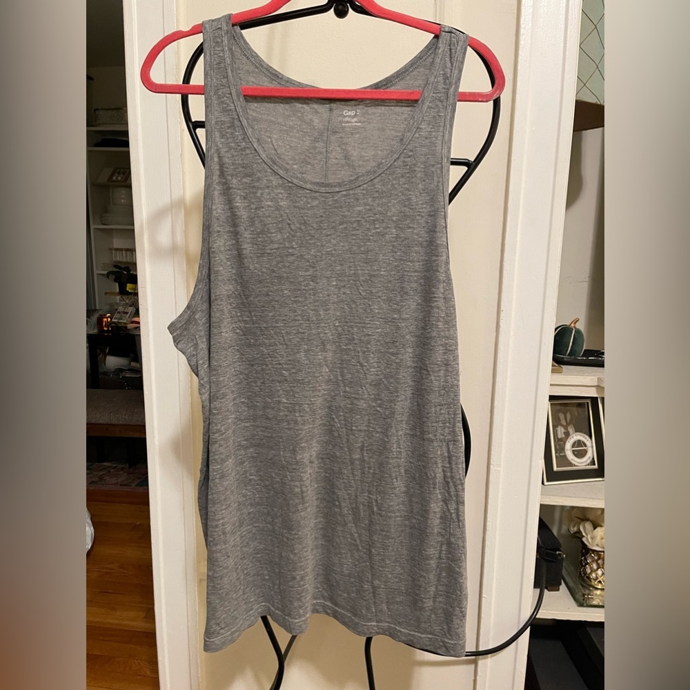 Gap grey tank top